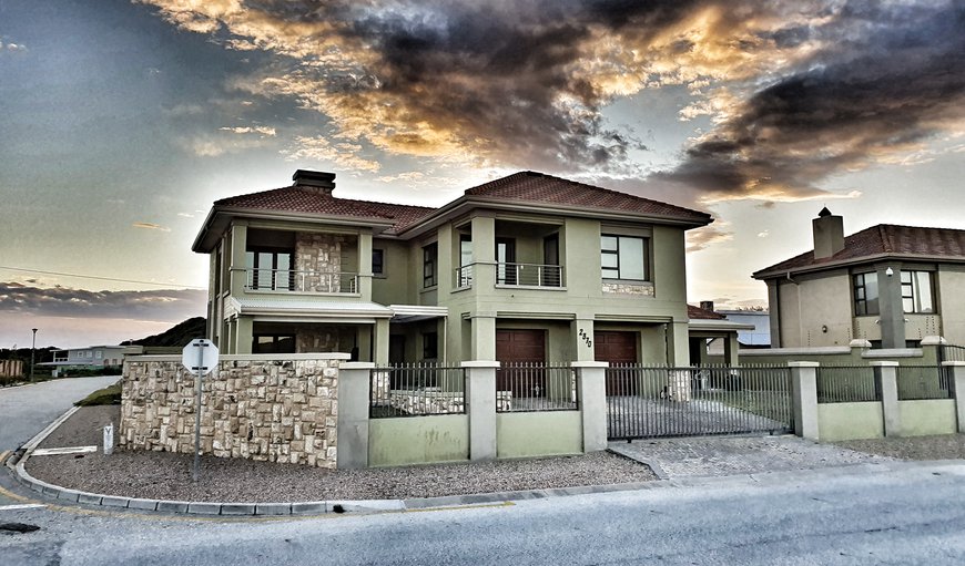 Beachhouse Villa II in Kleinkrantz, Wilderness, Western Cape, South Africa