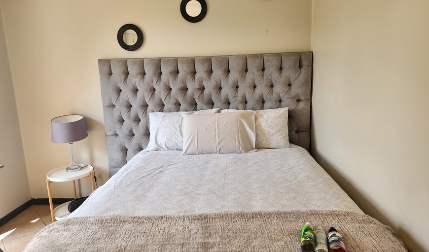 Mooikloof heights: Bedroom