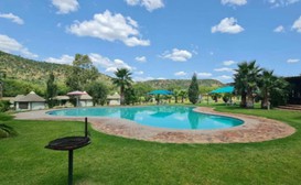 Riverrun Resort 6-Sleeper River Unit image