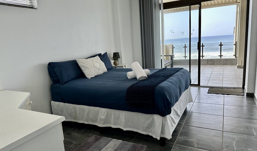 Marina 8: Main Bedroom