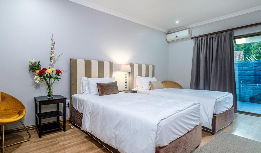 Twin Bed Room: Bed