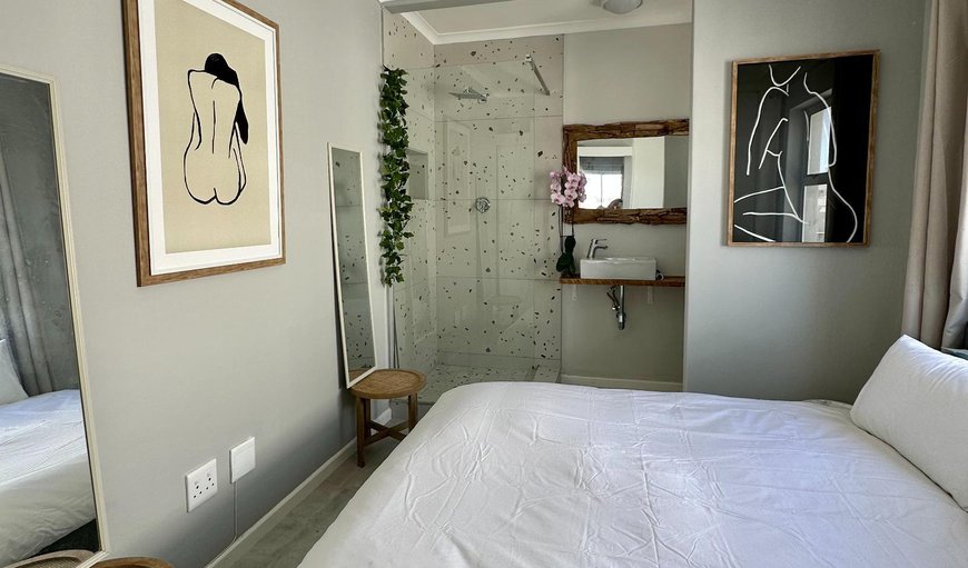Comfort One Bedroom Apartment: Decorative detail