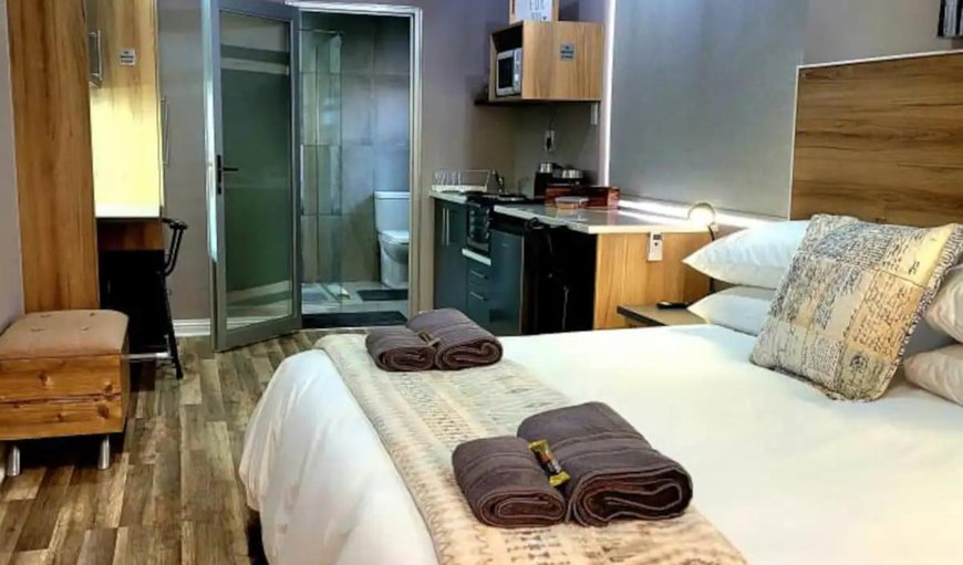 Self-catering Unit 2: Photo of the whole room