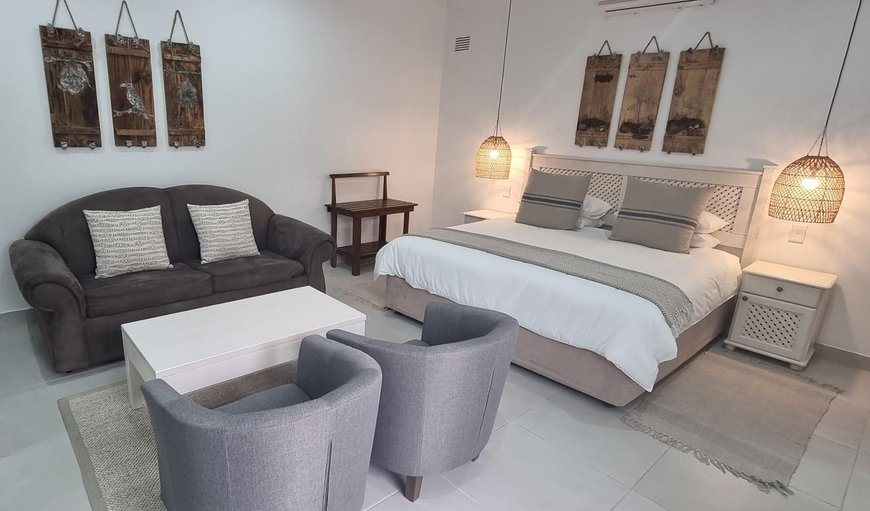 Weaver Apartment: Bed