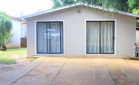 Kekeli B&B image