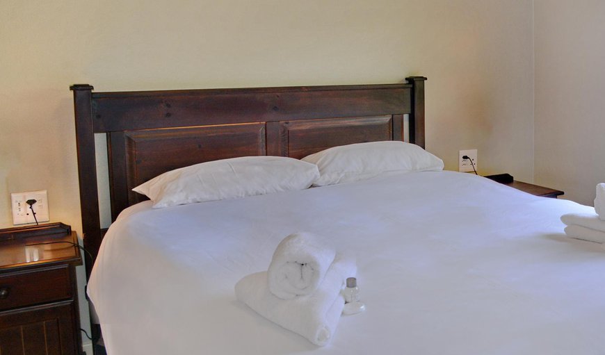 Chalet - 2 Bedroom Standard: Bed