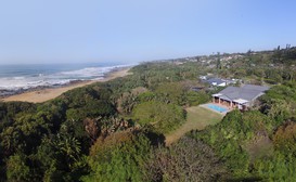 Fiddlewood Beach House image