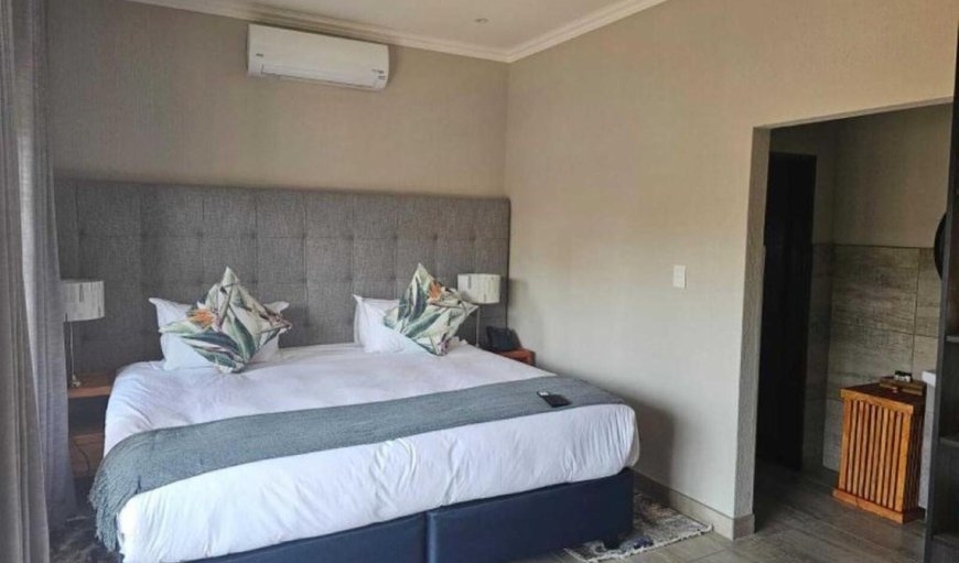Standard Double Room With Balcony: Bed