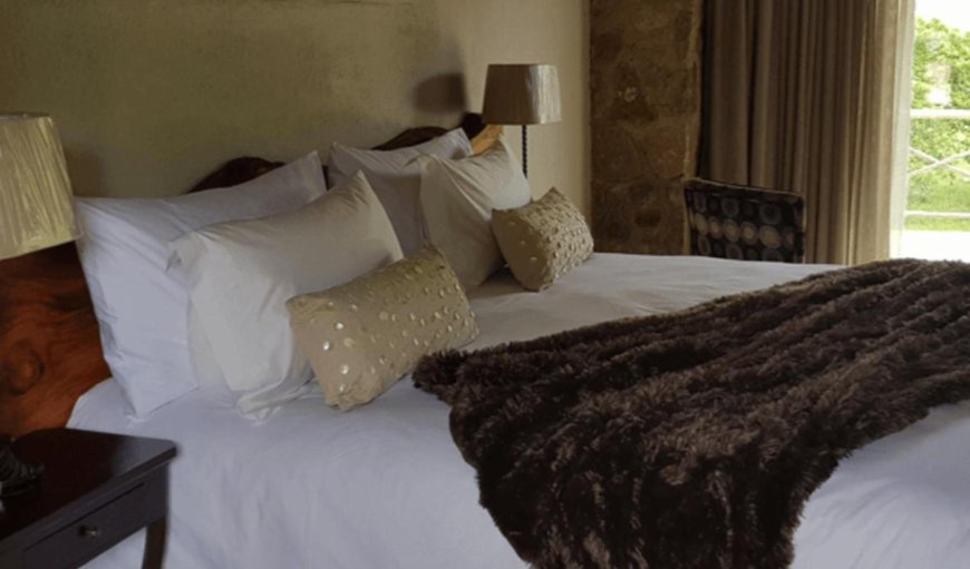 Luxury Suite 1: Bed