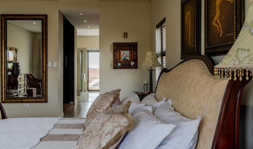 Luxury Villa: Bed