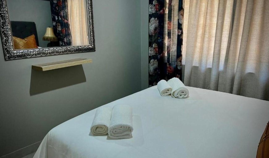Two-bedroom Family Unit: Photo of the whole room