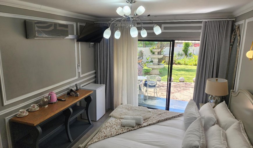 Luxury Junior suite(La Suite Princess): Photo of the whole room