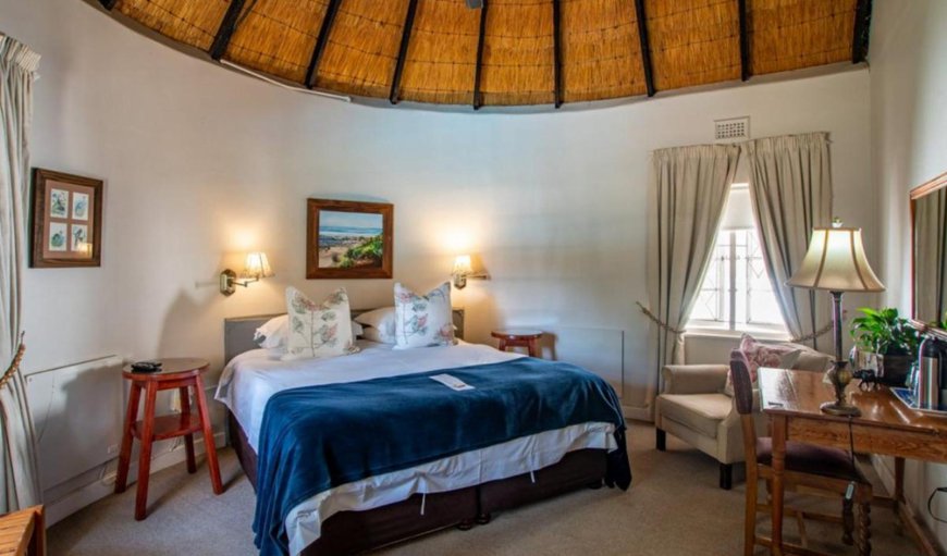 Luxury King Room: Bed