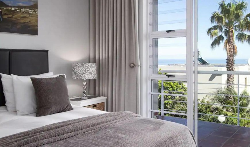 Seaview Camps Bay Apartment: View (from property/room)