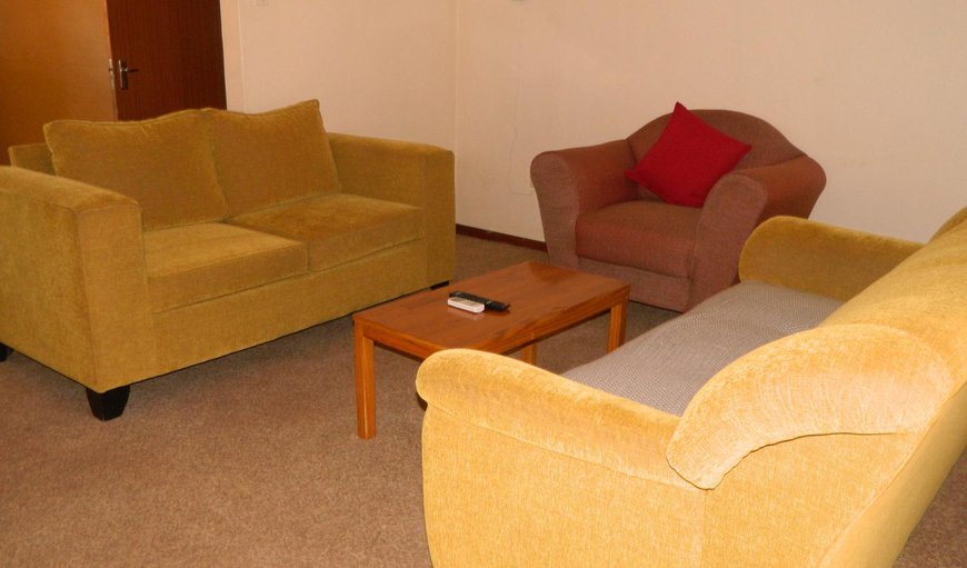 1-Bedroom Apartment: Seating area