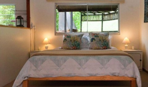 Economy Cabin - Orangekloof Cottage: Bed