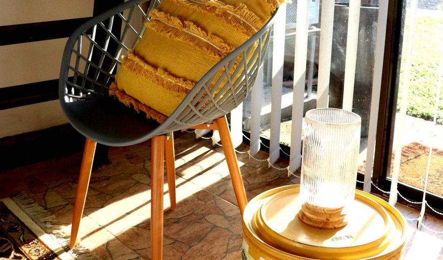Umzimbeet: Seating area