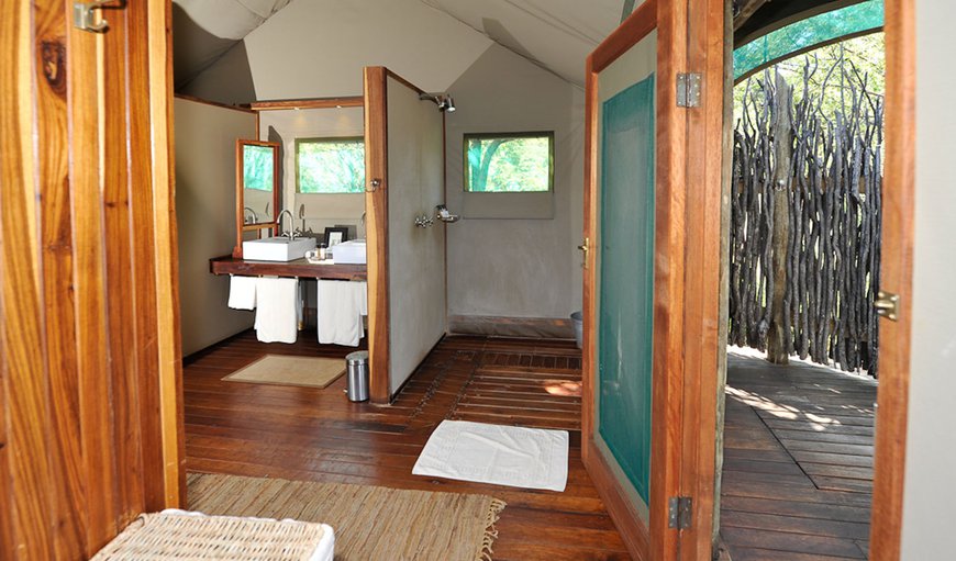 Ongava Tented Camp - Luxury Tent: Standard Tent - Bathroom