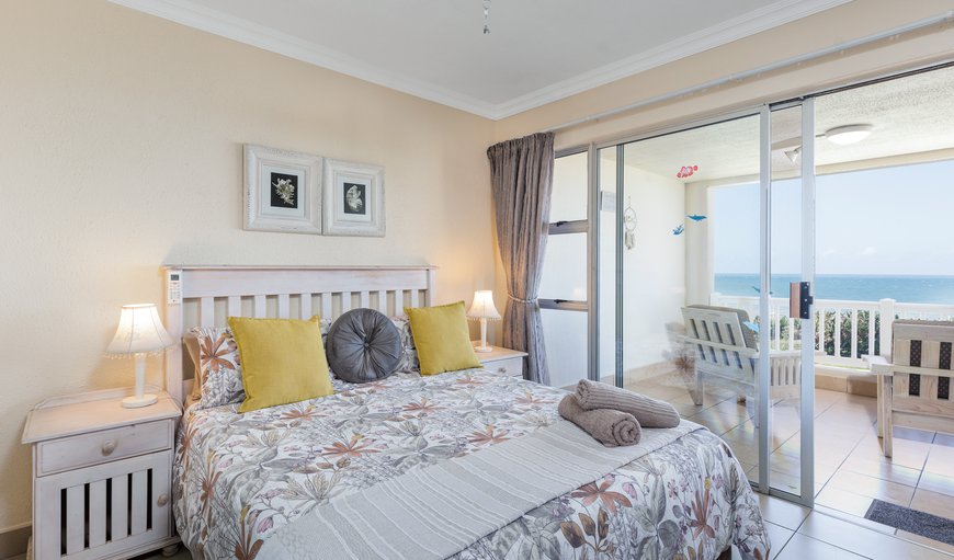 Laguna La Crete 5: Main Bedroom