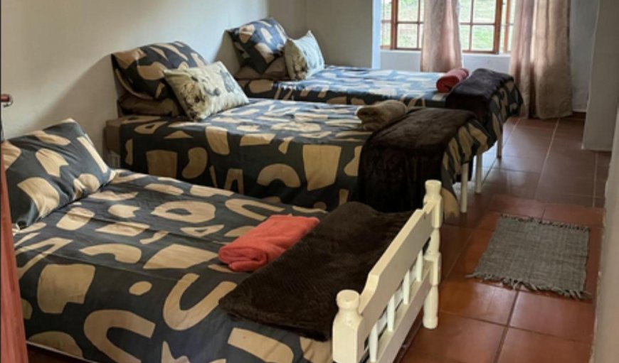 Family Cottage: Bed