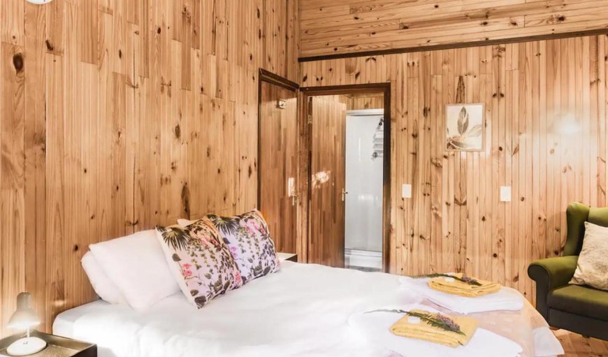 Cape Holly Chalet: Bed