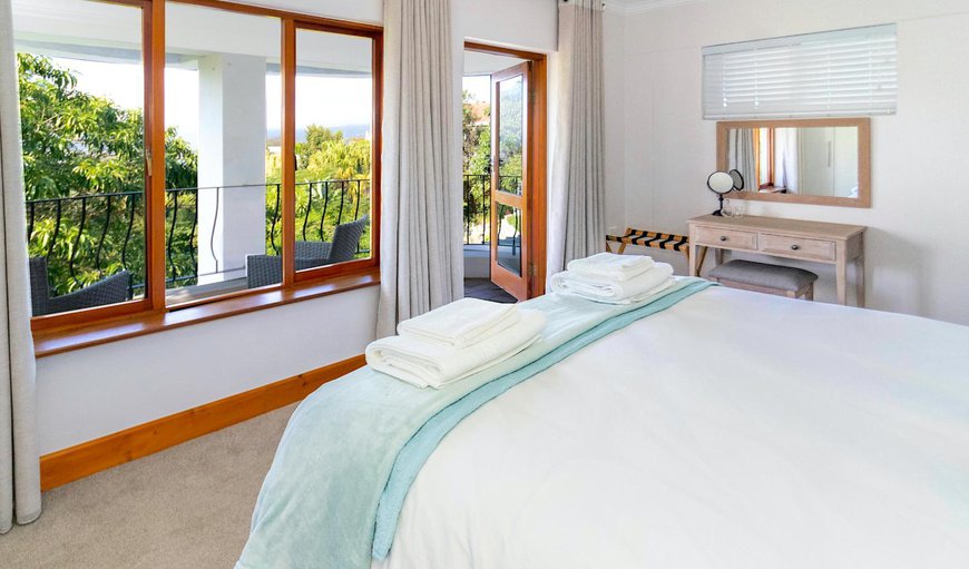 Luxury Two Bedroom Apartment: Photo of the whole room