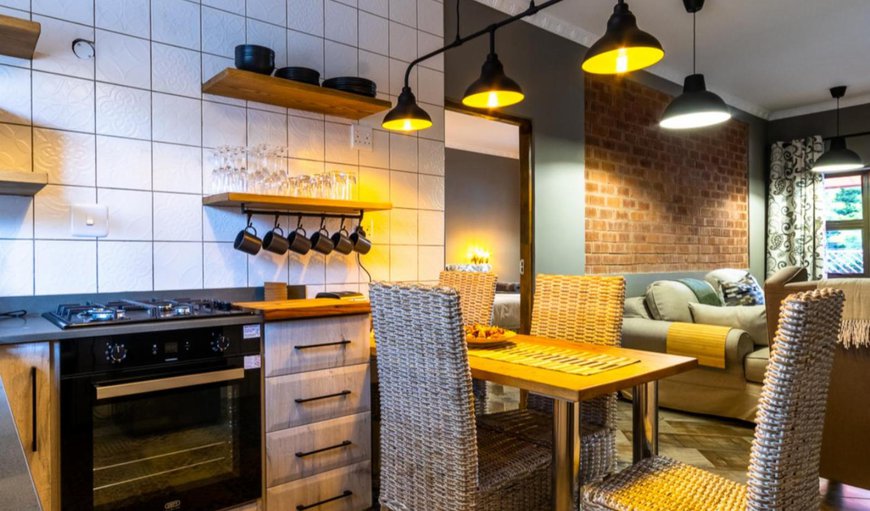Family Suite 1: Kitchenette