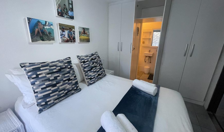 Luxury 3 Bedroom Apartment: Bathroom