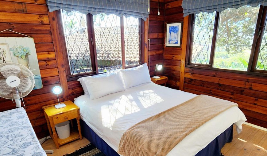 Milkwood Lodge 10: Bedroom