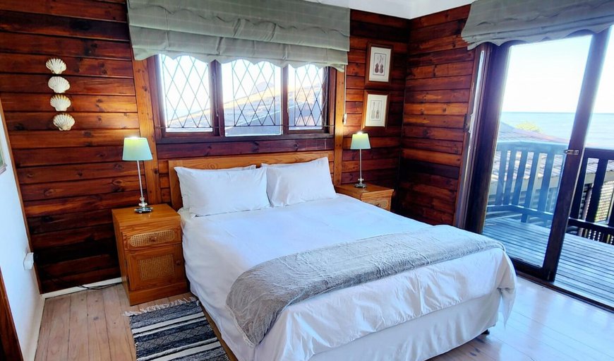 Milkwood Lodge 10: Bedroom