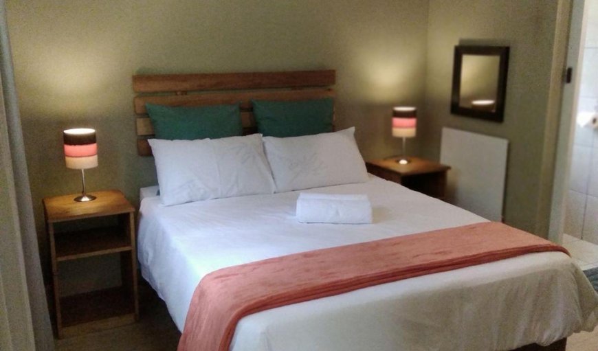 Standard Double Cabin: Bed