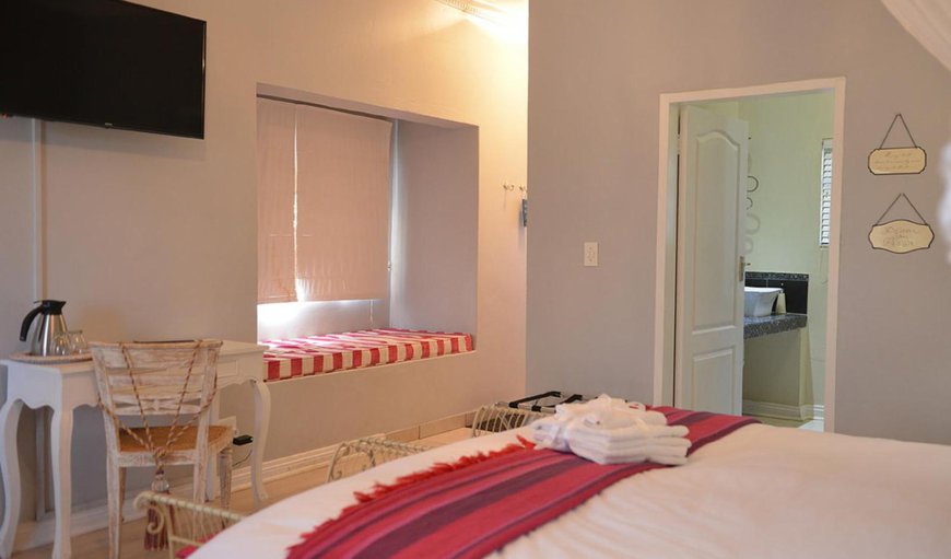 Guest Room 17: TV and multimedia