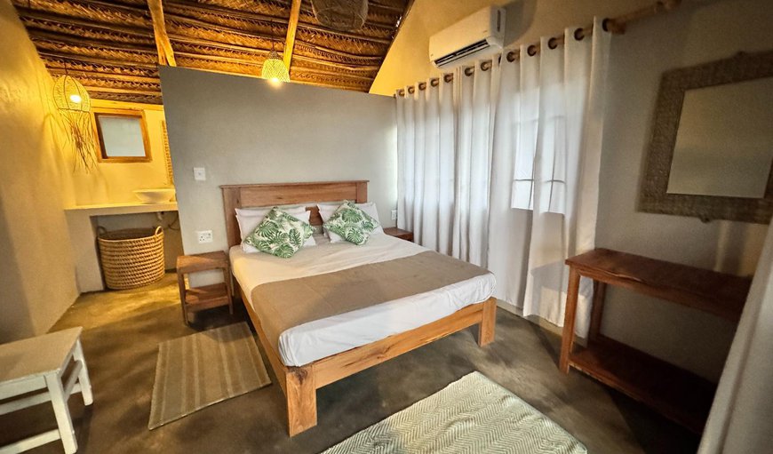 5 Bedroom Holiday Home: Bed