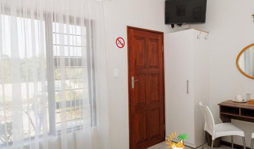 Standard Queen Room: TV and multimedia
