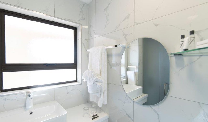 Ground Floor - Deluxe Room with Shower: Superior and Deluxe Rooms - Bathroom