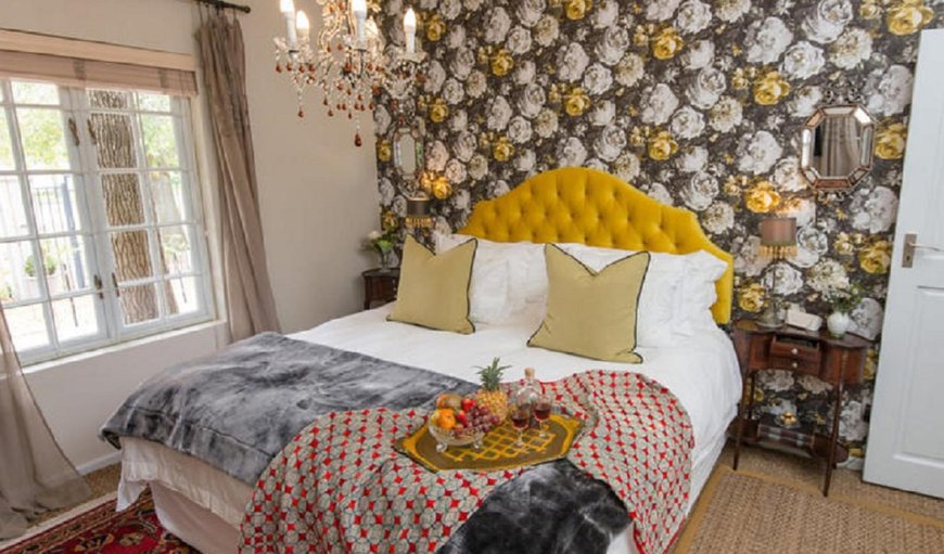 Rose Room: Bed