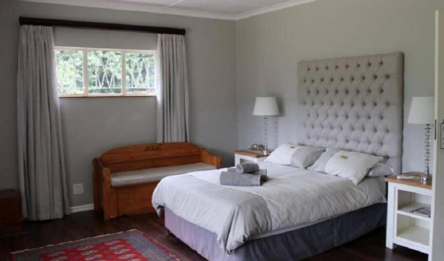 Green Acres Country House: Photo of the whole room