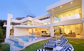 Hollywood Mansion Camps Bay image