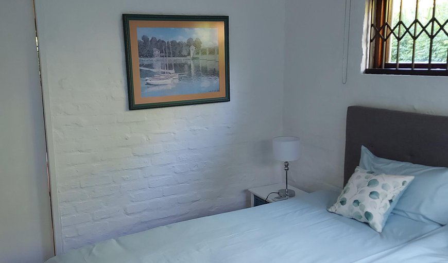 Deluxe Double-bed Cottage: Bed