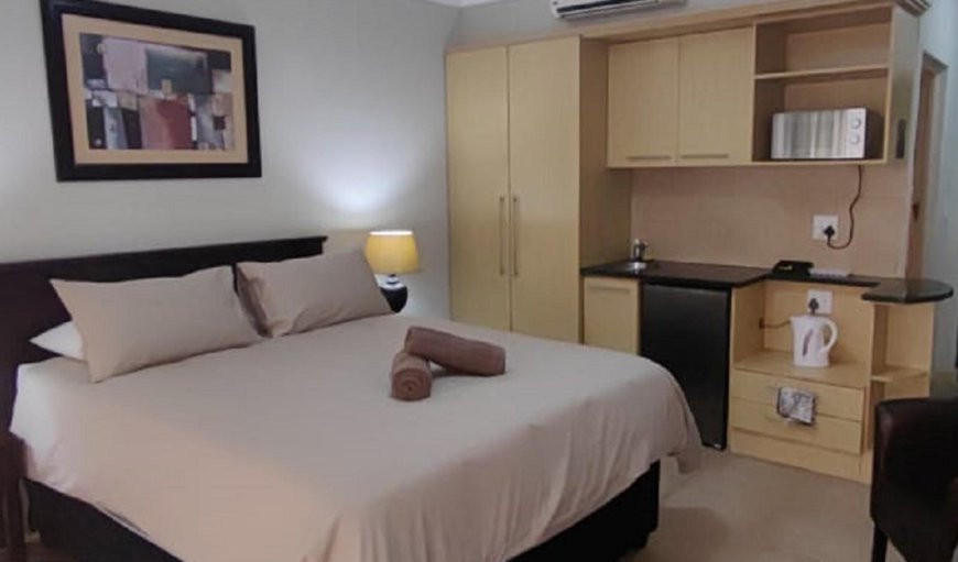 Comfort Queen Room with Bath Room 15 Upp: Coffee/tea facilities