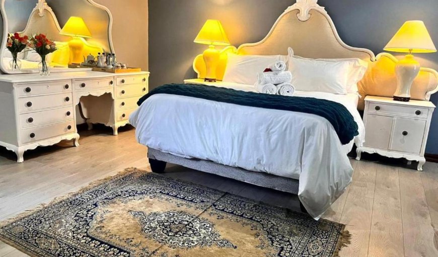 Superior Queen Room: Bed