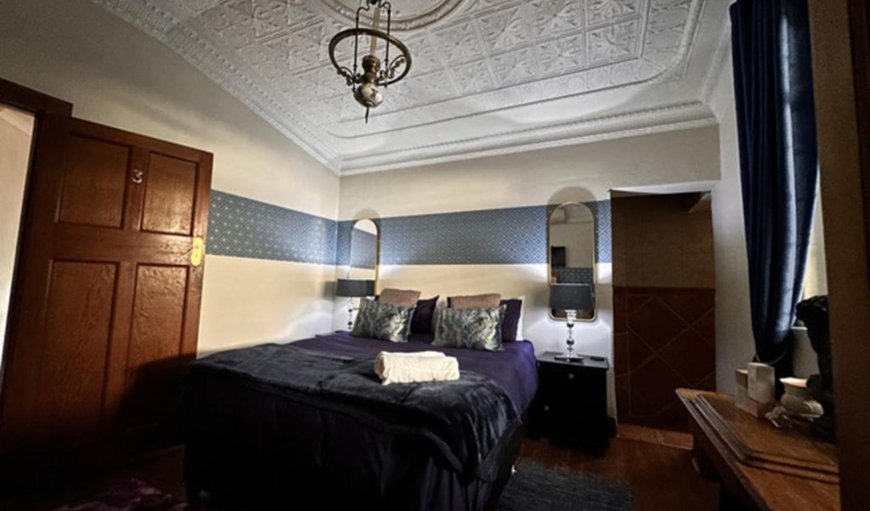 Room 3: Bed
