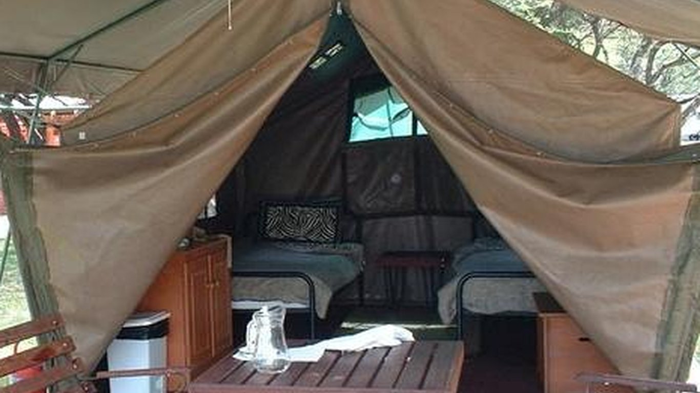 manyane safari tents