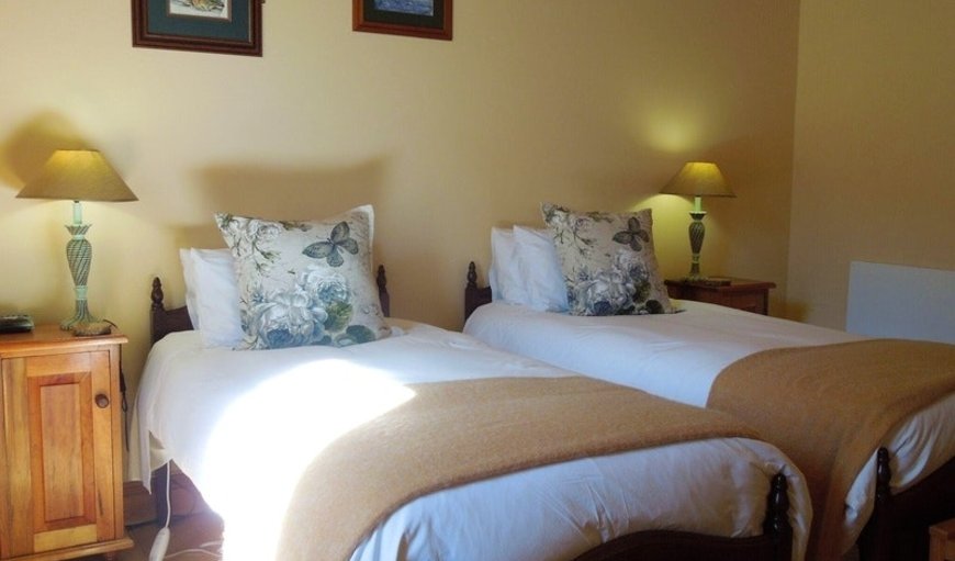 Business self-catering: Business self-catering - Bedroom with 2 single beds