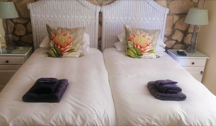 Luxury Twin Suite with Sea View: Luxury Twin Suite with Sea View - Suite with twin beds