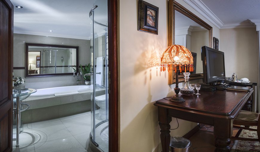 Superior ( 3 Rooms in Room Type): Superior room:
En suite bathroom with shower and separate bath