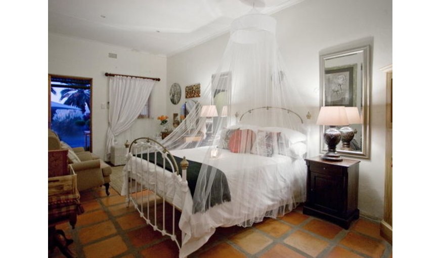 “ Mr & Mrs ” Suite:
100% pure cotton linen will ensure a luxurious stay with romantically royal interior. “ Mr & Mrs ” Suite:
100% pure cotton linen will ensure a luxurious stay with romantically royal interior.