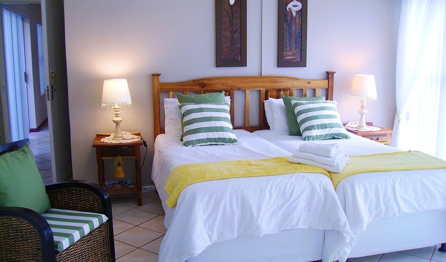 Fynbos (1): Fynbos (1) - Bedroom with twin beds
