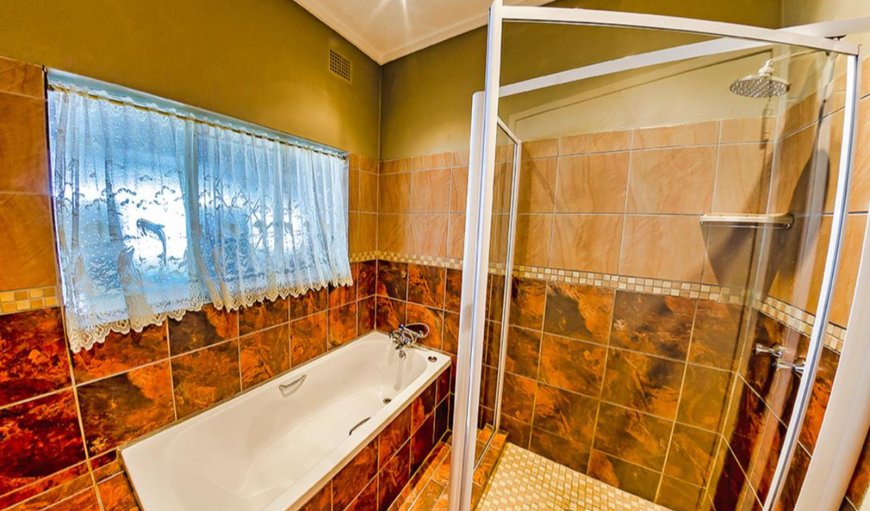 One bedroom suite 42-1: Bathroom