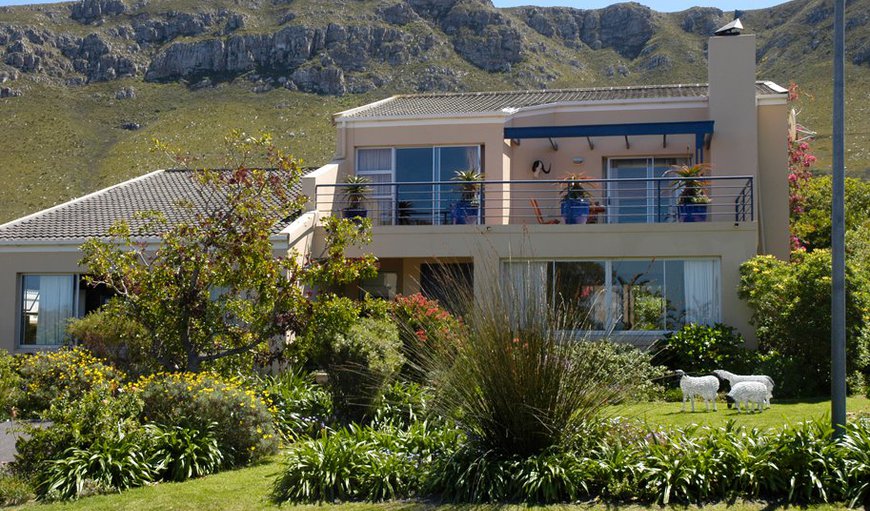 Welcome to Fernkloof Lodge in Hermanus Heights, Hermanus, Western Cape, South Africa